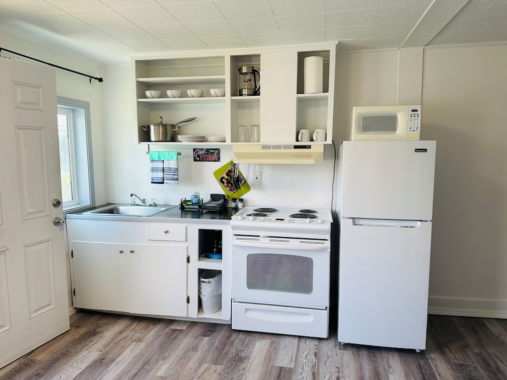 Raines Resort Cabins & RV - photo 40