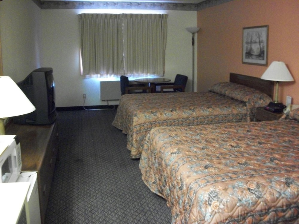 Lodi Valley Suites - photo 12
