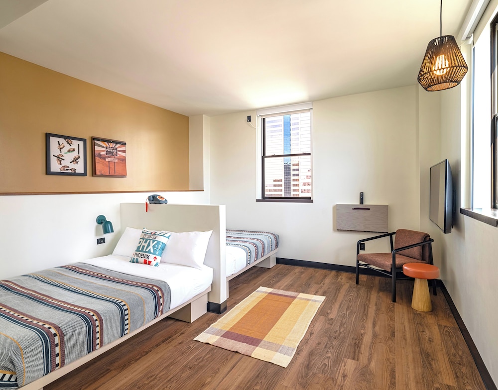 Moxy Phoenix Downtown - photo 15