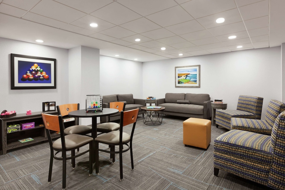 Homewood Suites by Hilton Williamsburg - photo 41