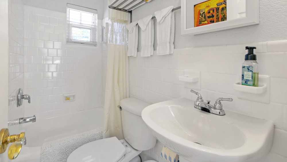 Coconut Inn - photo 124