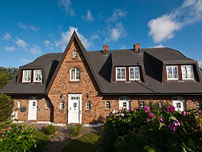 Haus Munkhoog — 4-Star Luxury Hotel in Sylt-Ost, Germany
