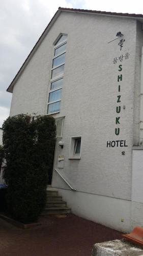 Shizuku Mainstraße in Eschborn, Germany