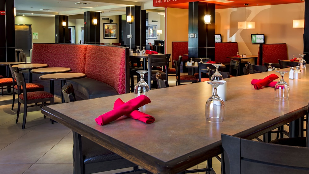 Holiday Inn Oklahoma City Airport by IHG - photo 18