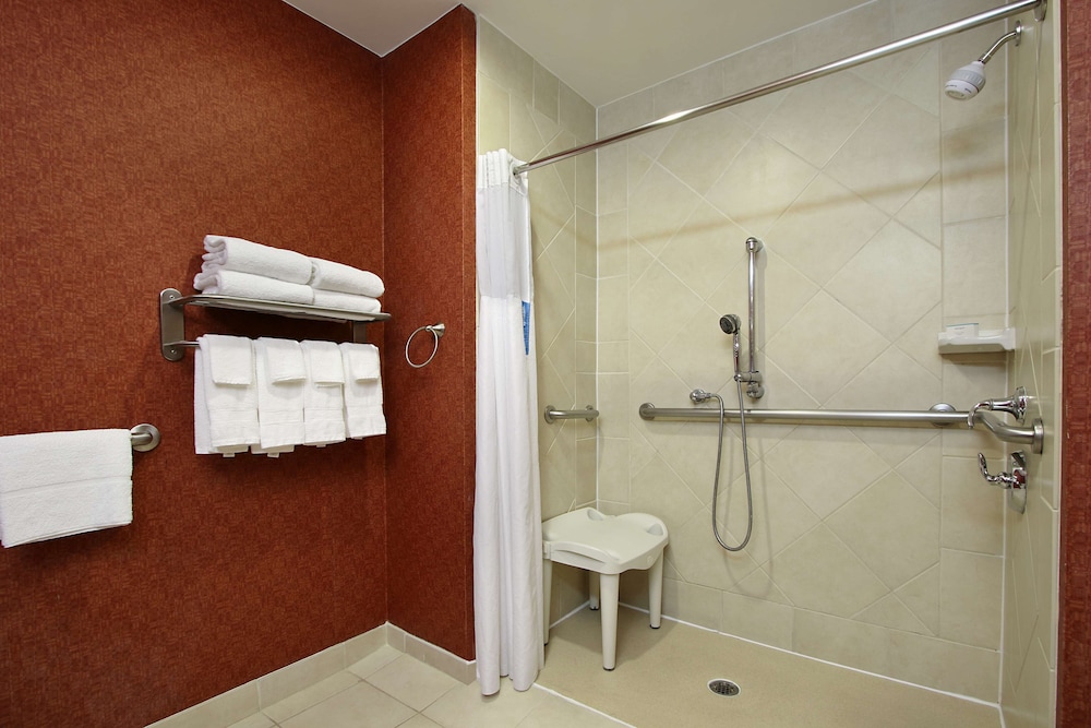 Hampton Inn & Suites Conroe I 45 North - photo 24