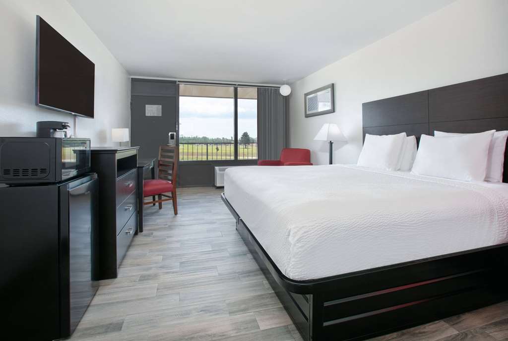 Ramada by Wyndham Diamondhead I 10 Gulfport - photo 8