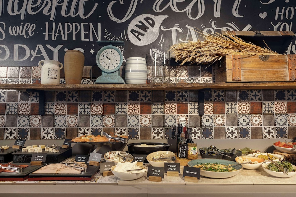 מזון ומשקאות