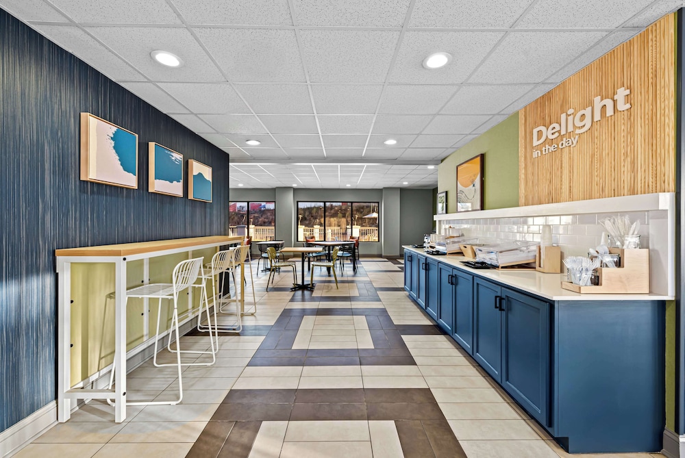 Spark by Hilton Tuscaloosa University - photo 35
