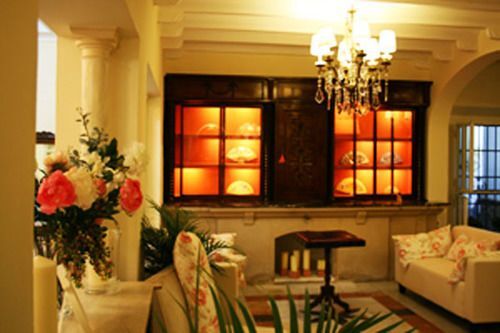 Sevilla Embassy All I N Eed — Sevilla