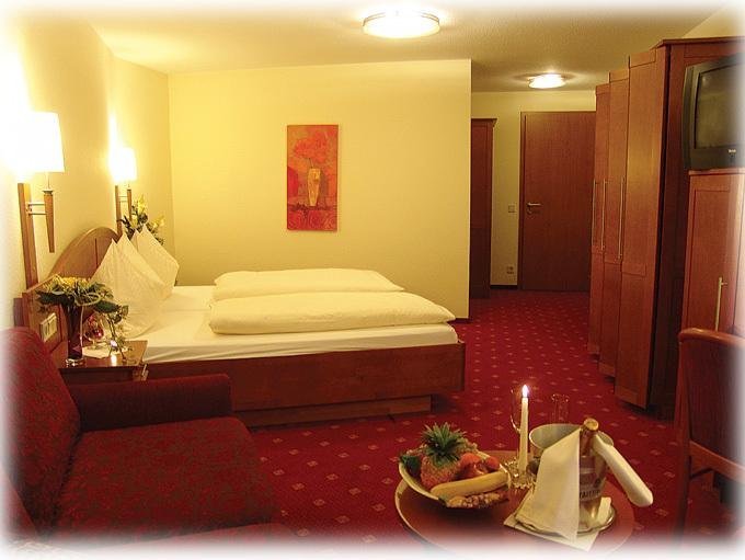 Landhotel & Restaurant Westerwaldgrill - last minute hotel in Hohn