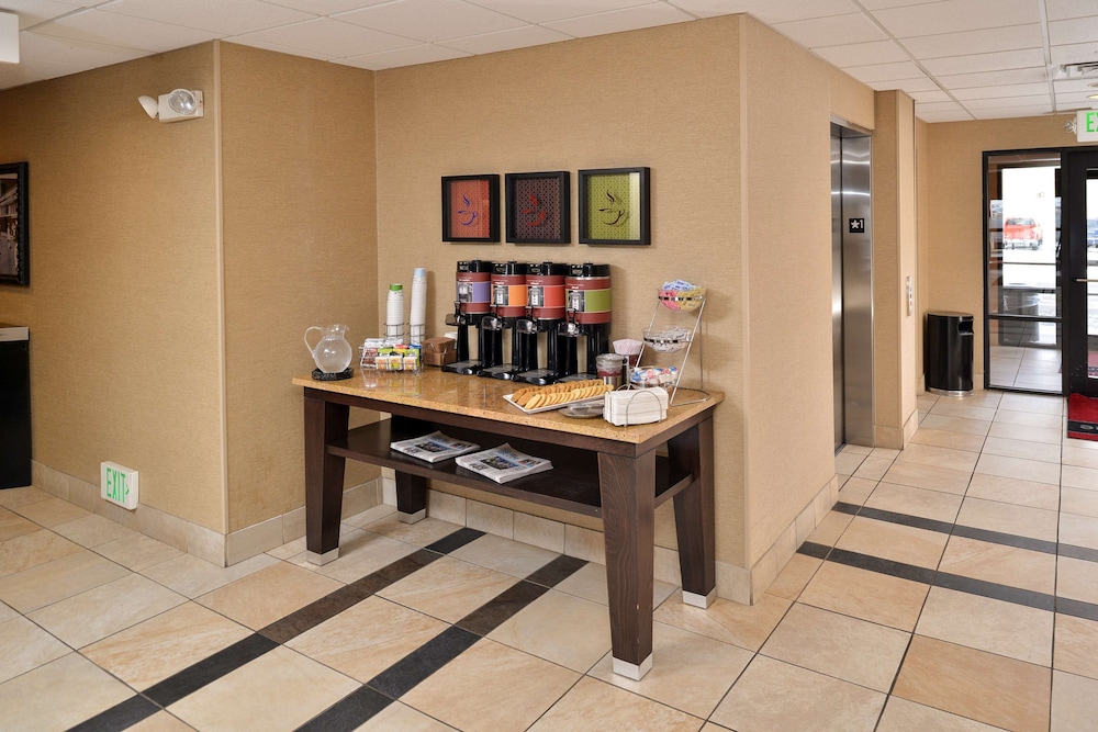 Hampton Inn Rock Springs - photo 62