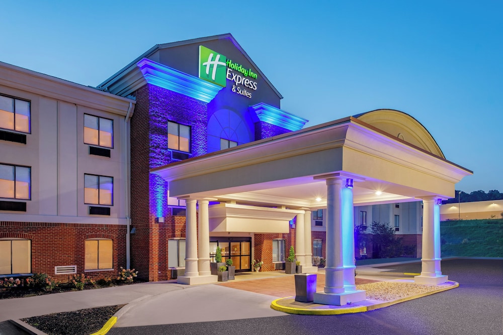 Holiday Inn Express & Suites Lancaster by IHG - featured photo