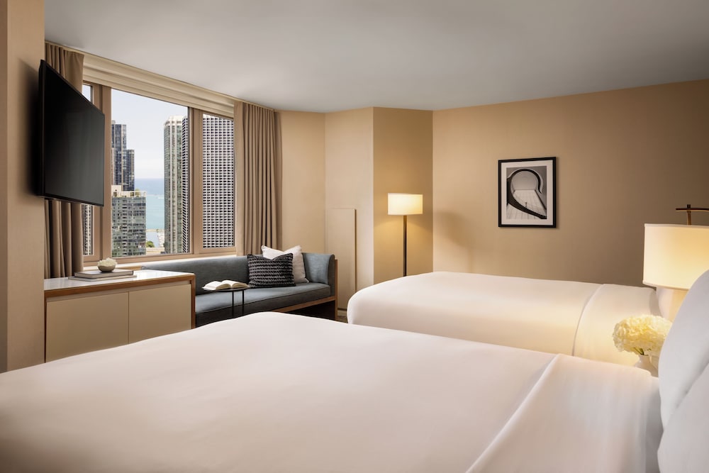 Fairmont Chicago at Millennium Park - photo 19