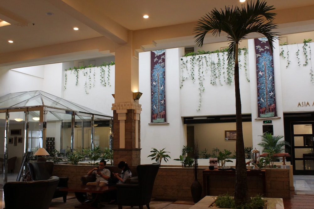 Grand Hotel Preanger — Bandung — photo 3