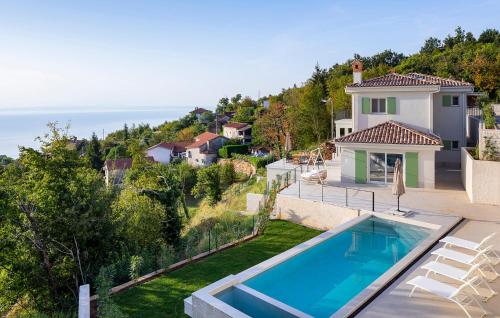 Villa Lula Pool Sauna 6 Personen 3 Bader — 5-Star Luxury Hotel in Opatija, Croatia