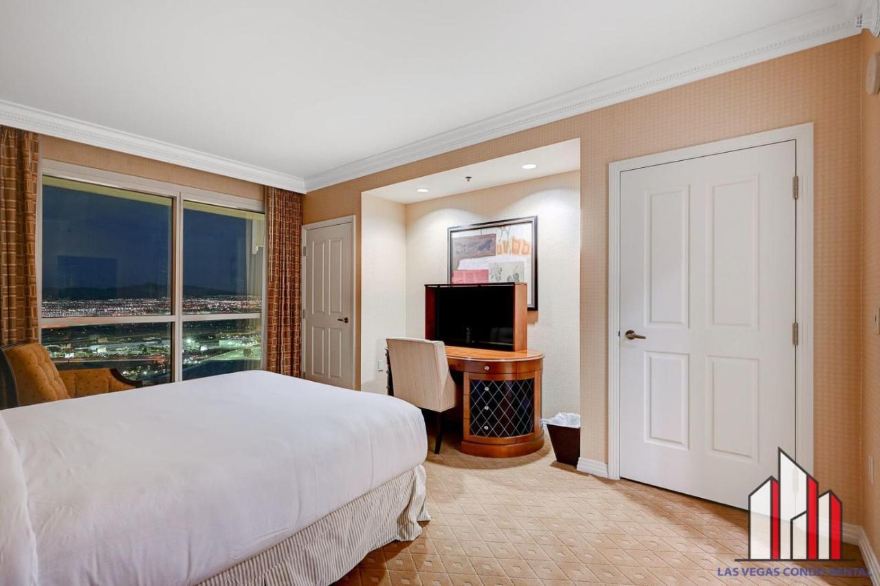 MGM Signature 28 714 1BR 2 Bath Balcony Suite