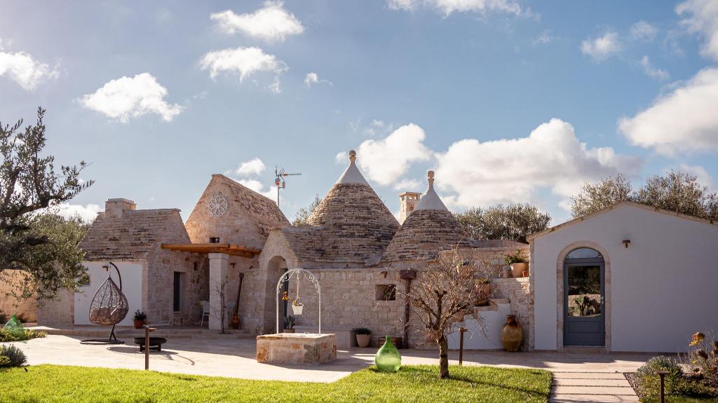 Trulli Di V E N E R E — Castellana