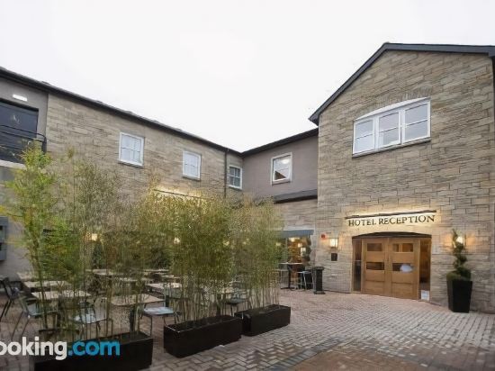 Jolly S Hotel — Dundee