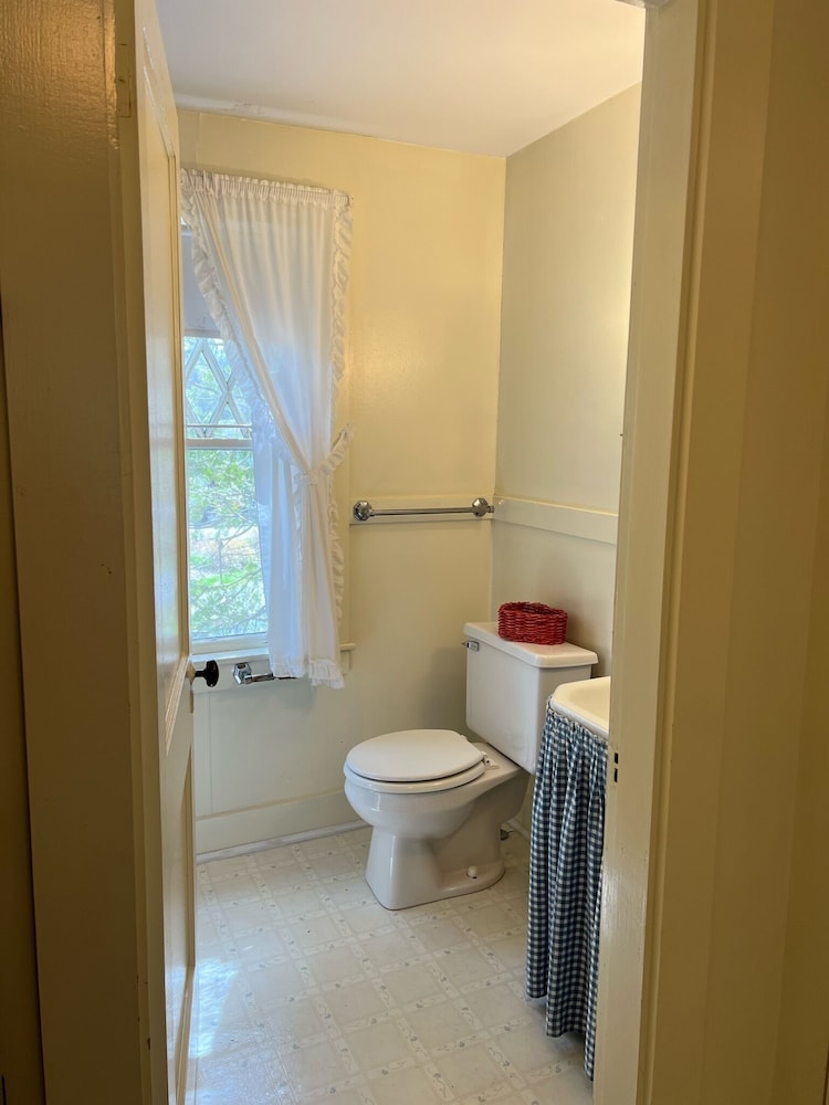 The High Tide Inn - photo 102