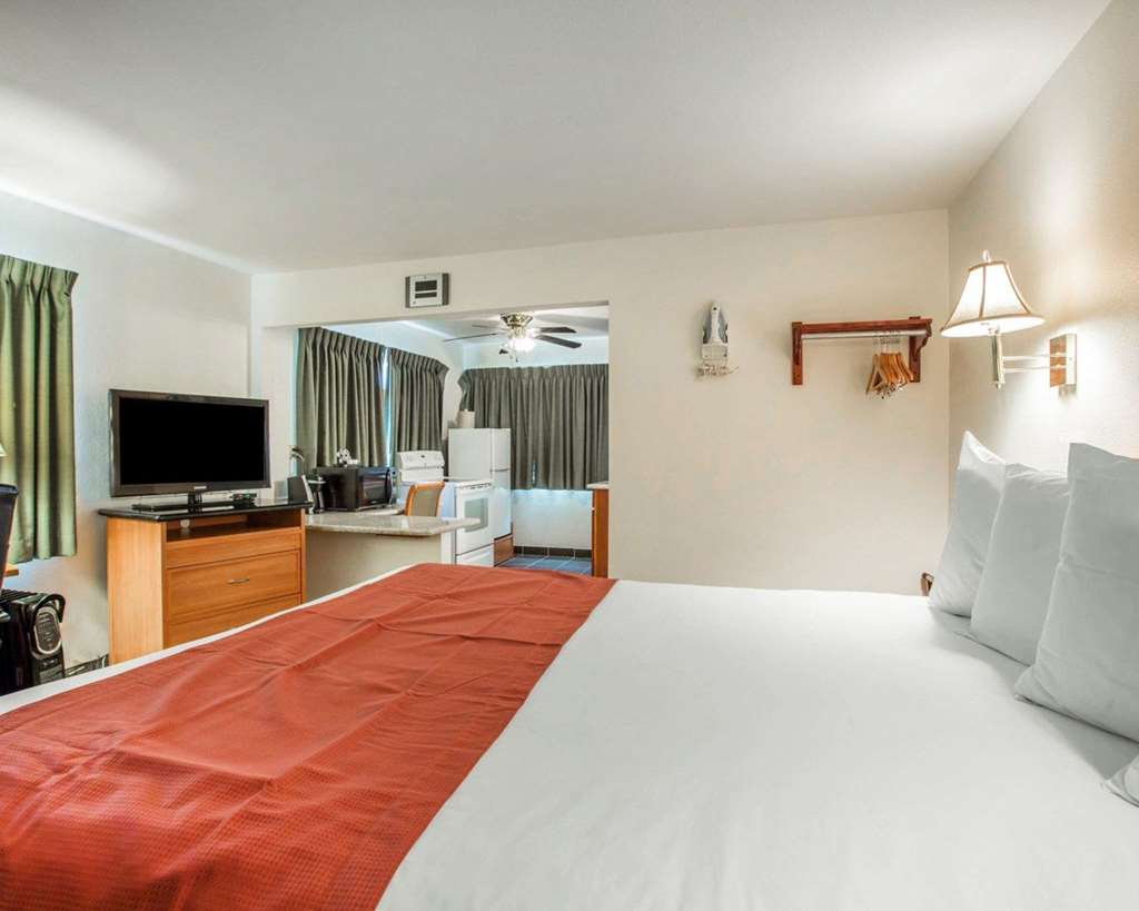 Rodeway Inn Newport - photo 19