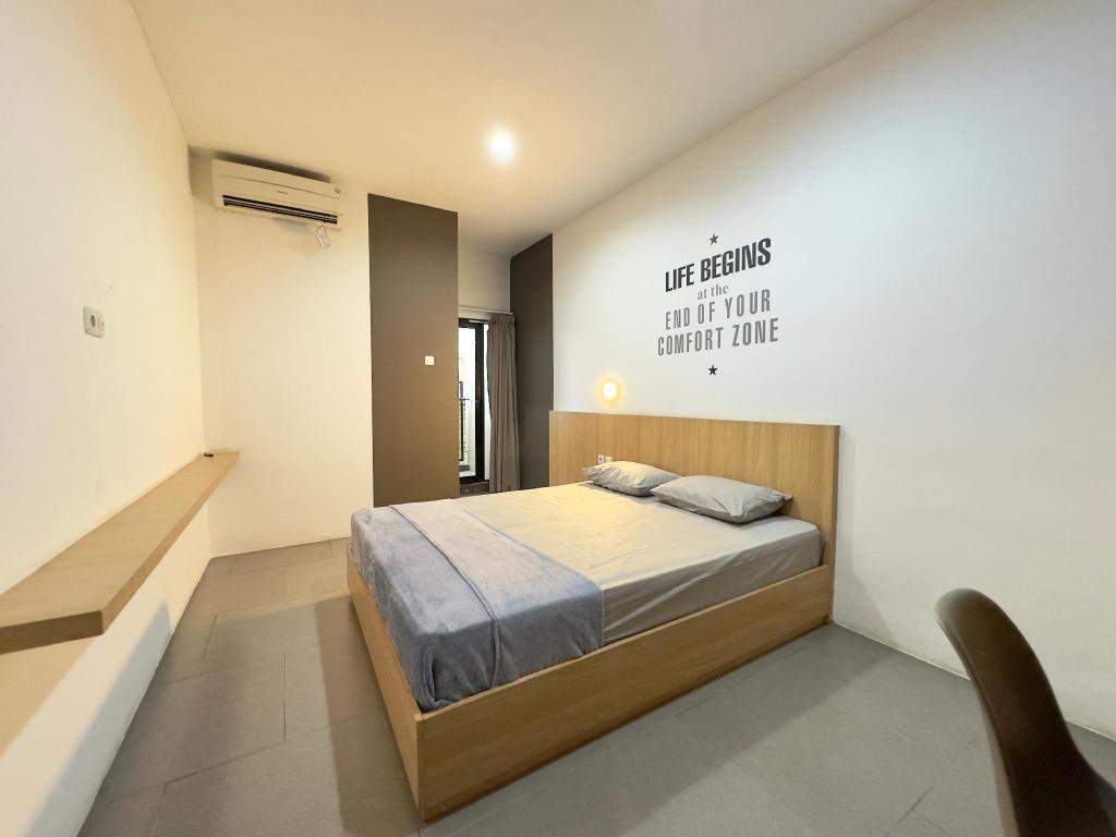 Maxley Suites Dormitory C1 - last minute hotel in Tangerang