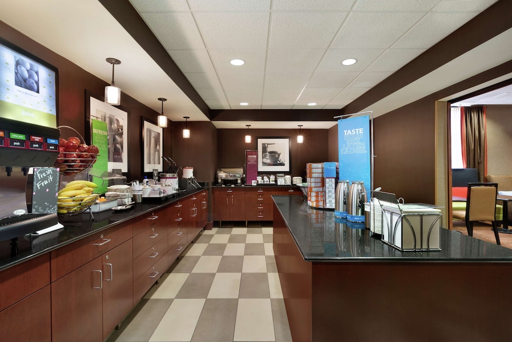Hampton Inn Wichita Falls Sikes Senter Mall - photo 24