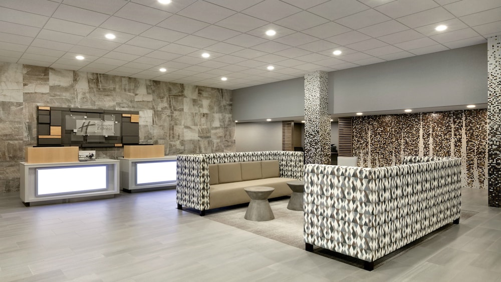 Holiday Inn Express Williamsbrg Busch Gardens Area by IHG - photo 43