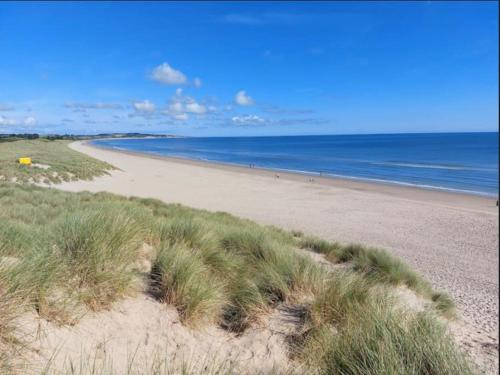 The Loft Curracloe on Wexfords Coastal Scenic Route — 4-Star Luxury Hotel in Loch Garman, Republic of Ireland