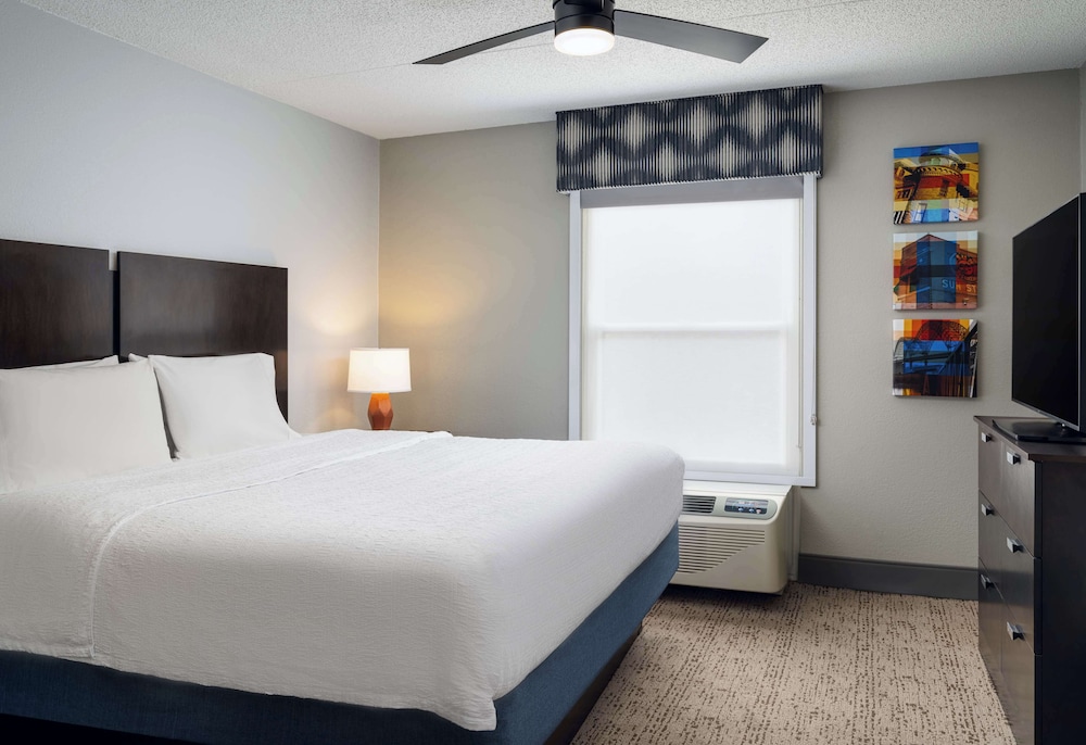 Hampton Inn & Suites Memphis East Germantown Area - photo 13