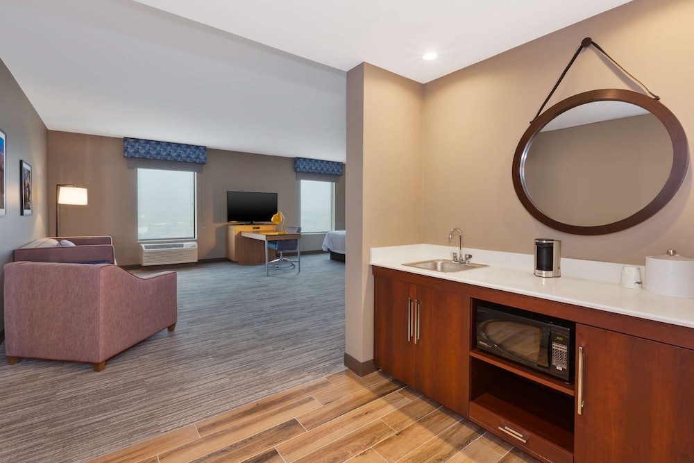 Hampton Inn & Suites Wells - photo 15