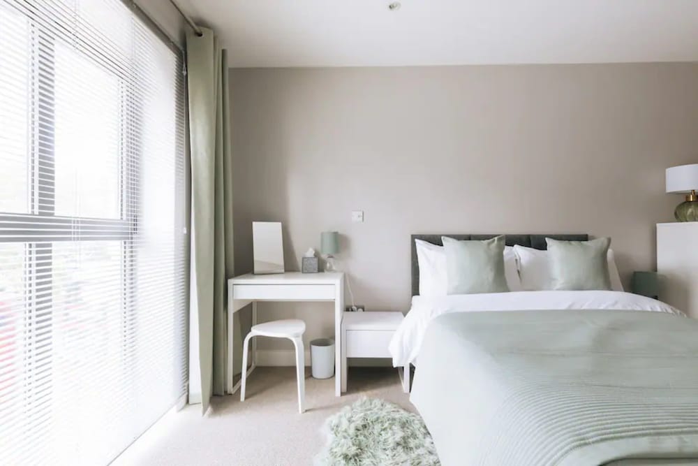 Contemporary 1BD Flat Bristol City Centre — 4-Star Luxury Hotel in Bristol, United Kingdom