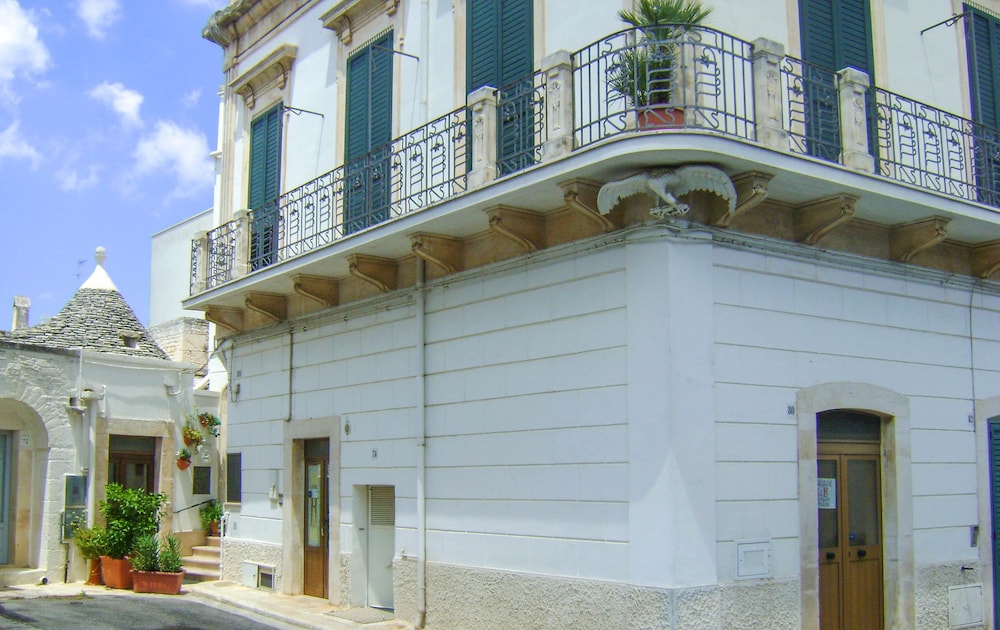 B&B Aquila — 4-Star Luxury Hotel in Alberobello, Italy