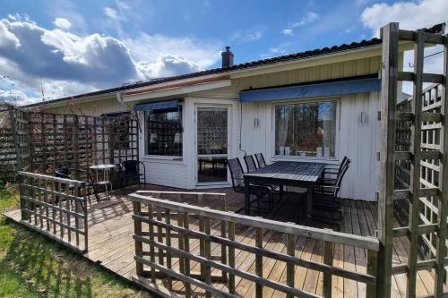 Trivsamt parhus i lugnt område inne i Tranås — hotel in Tranas