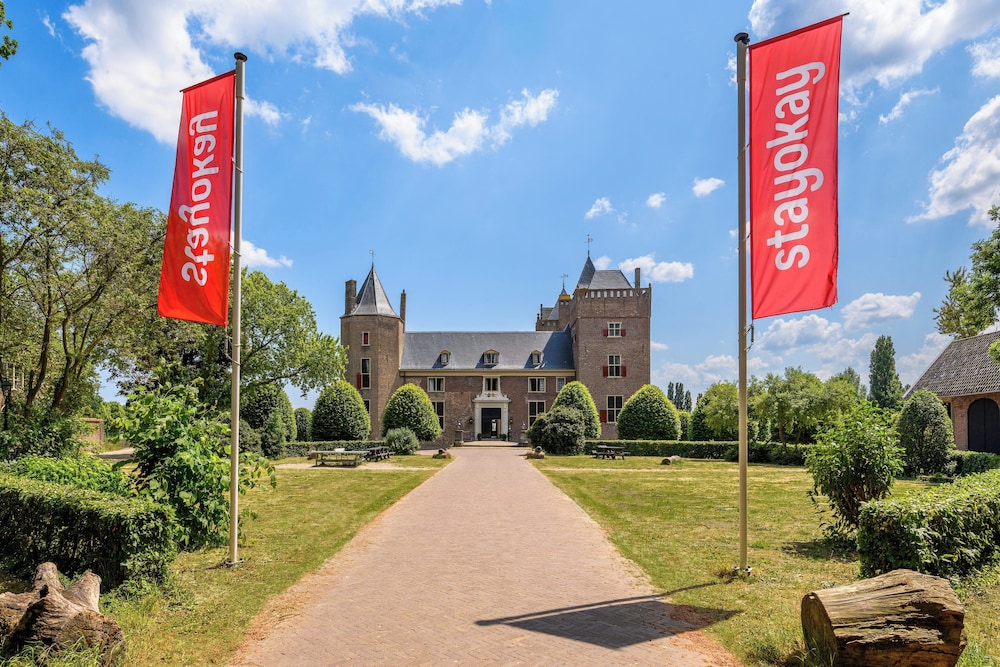 Stayokay Heemskerk Hostel 4551548 — Heemskerk