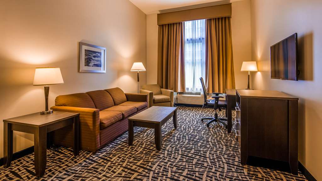 Best Western Plus The Inn & Suites At The Falls - photo 12