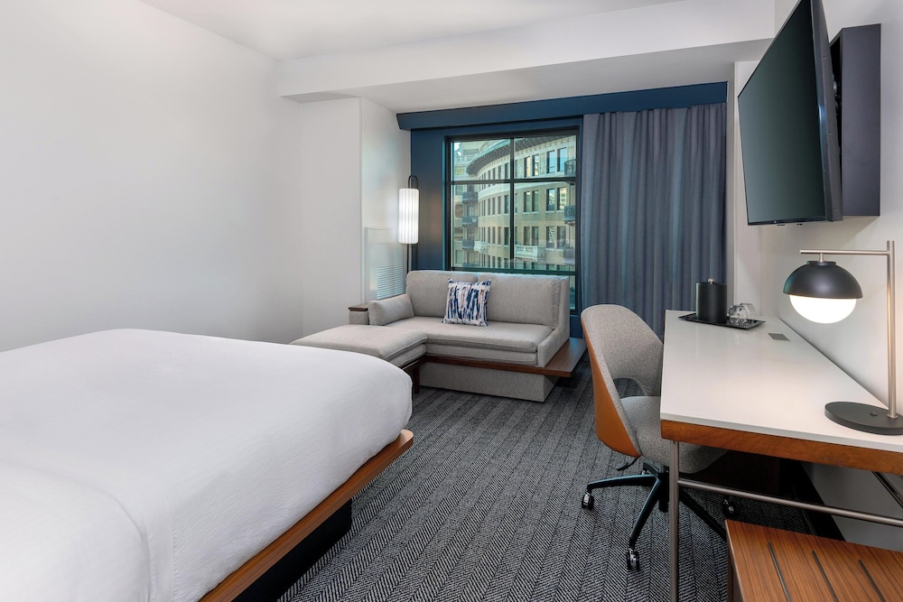 Courtyard by Marriott Atlanta Midtown - photo 5