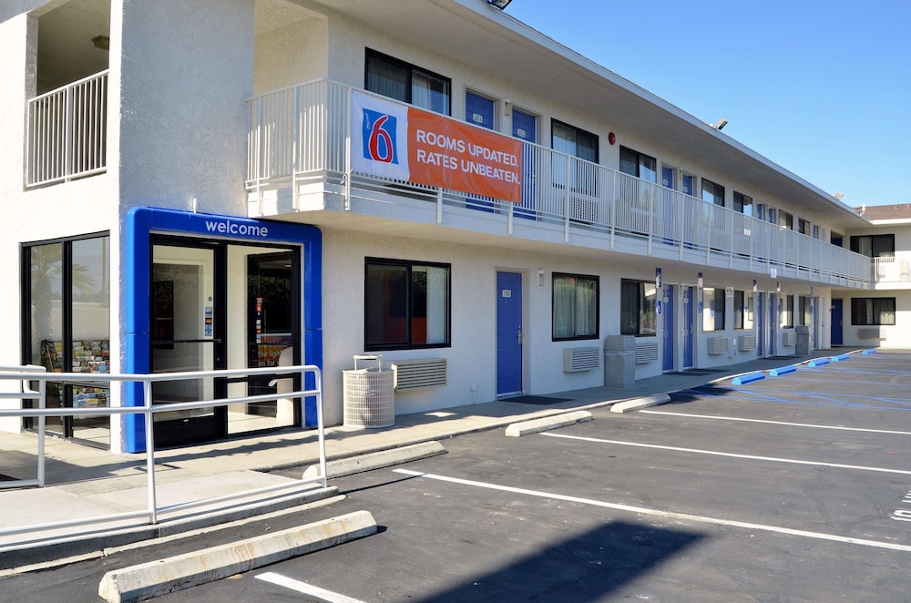 Motel 6 Palm Desert CA Palm Springs Area - photo 15