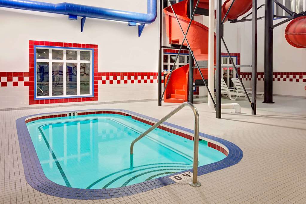 Ramada by Wyndham Stettler — Stettler — photo 4