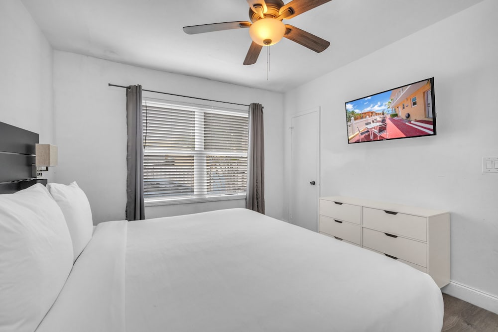 Laguna Blu Beach - photo 13