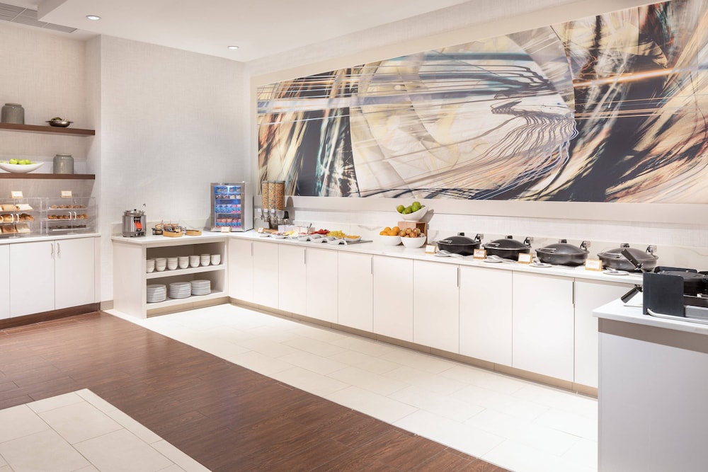 Courtyard by Marriott Miami Airport - photo 29