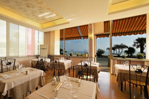 Hotel Delfino - carbon neutral hotel in Laigueglia