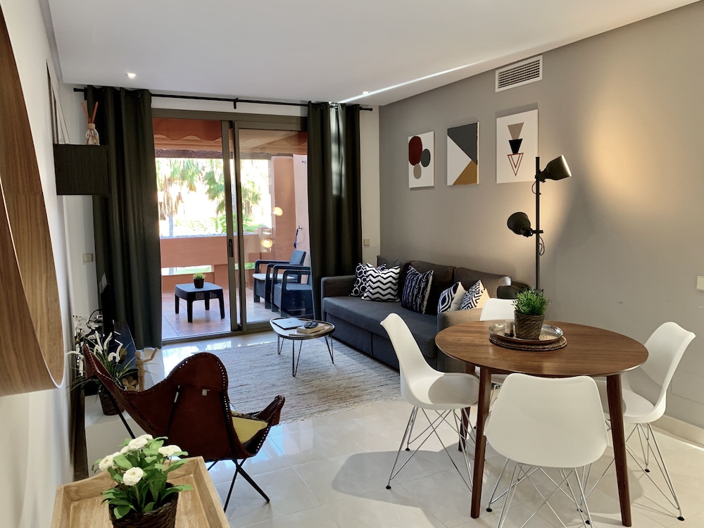 Golf Resort 2Beds Terrace Apartment — 4-Star Luxury Hotel in Estepona, Spain