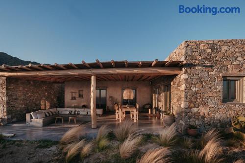 Pénde Natura Residences in Serifos, Greece