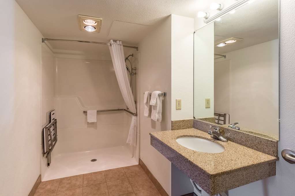 Motel 6 Astoria OR - photo 23