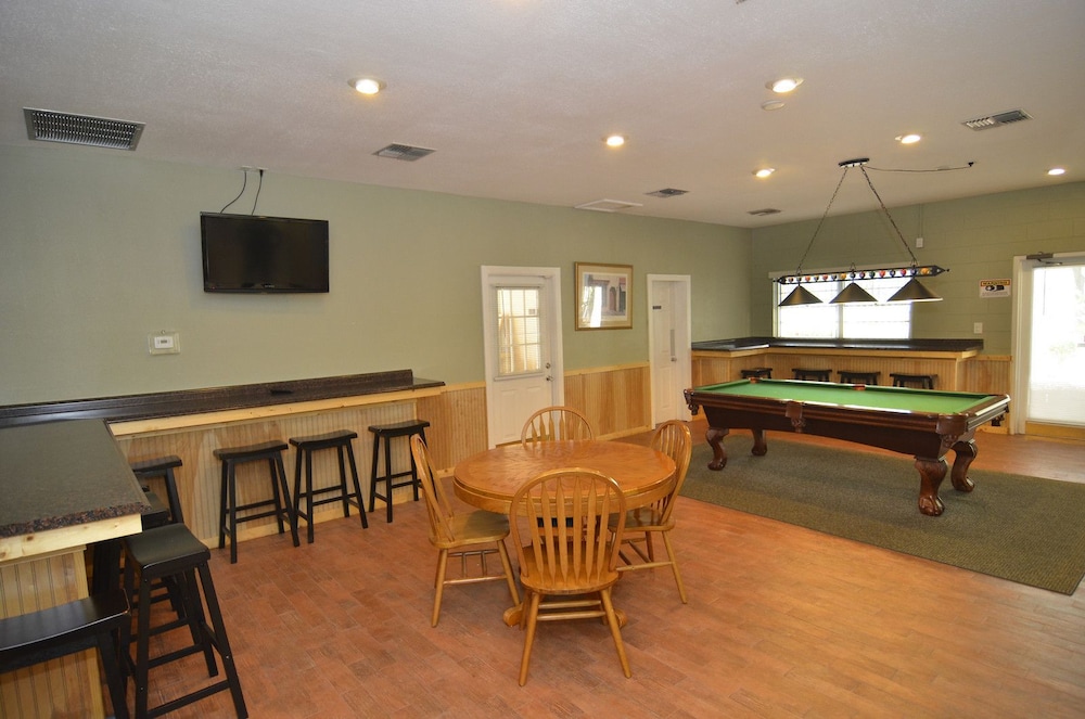 Sherwood Forest RV Resort - photo 21