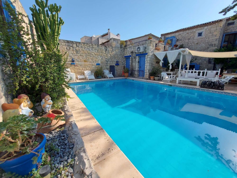 1882 Butik Otel — 5-Star Luxury Hotel in Cesme, Turkey