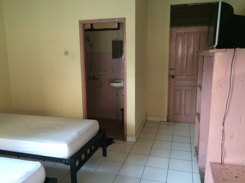 Rita ZA Hotel — Kuta — photo 5