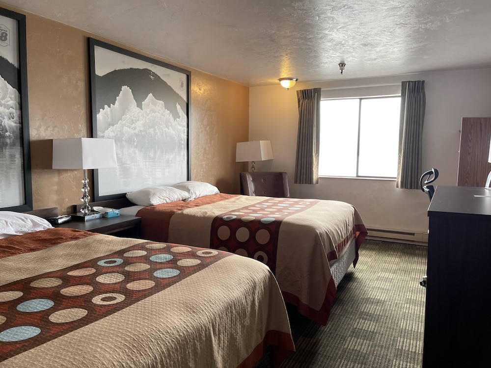Super 8 by Wyndham Ketchikan - photo 13
