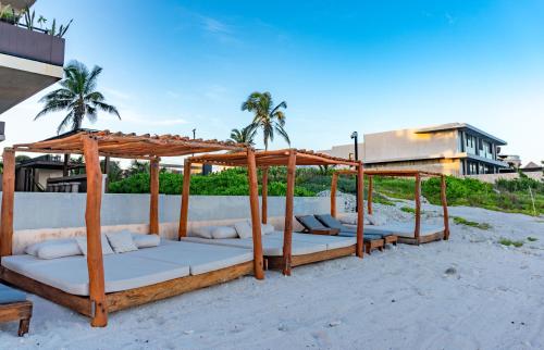 Luxury Romantic Getaway 1 Bedroom Steps from the Beach Bahia Tankah Tulum — 4-Star Luxury Hotel in Tulum, Mexico