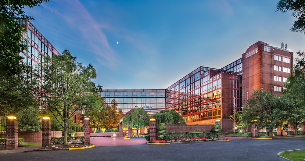 DoubleTree by Hilton New York LaGuardia Airport - photo 40